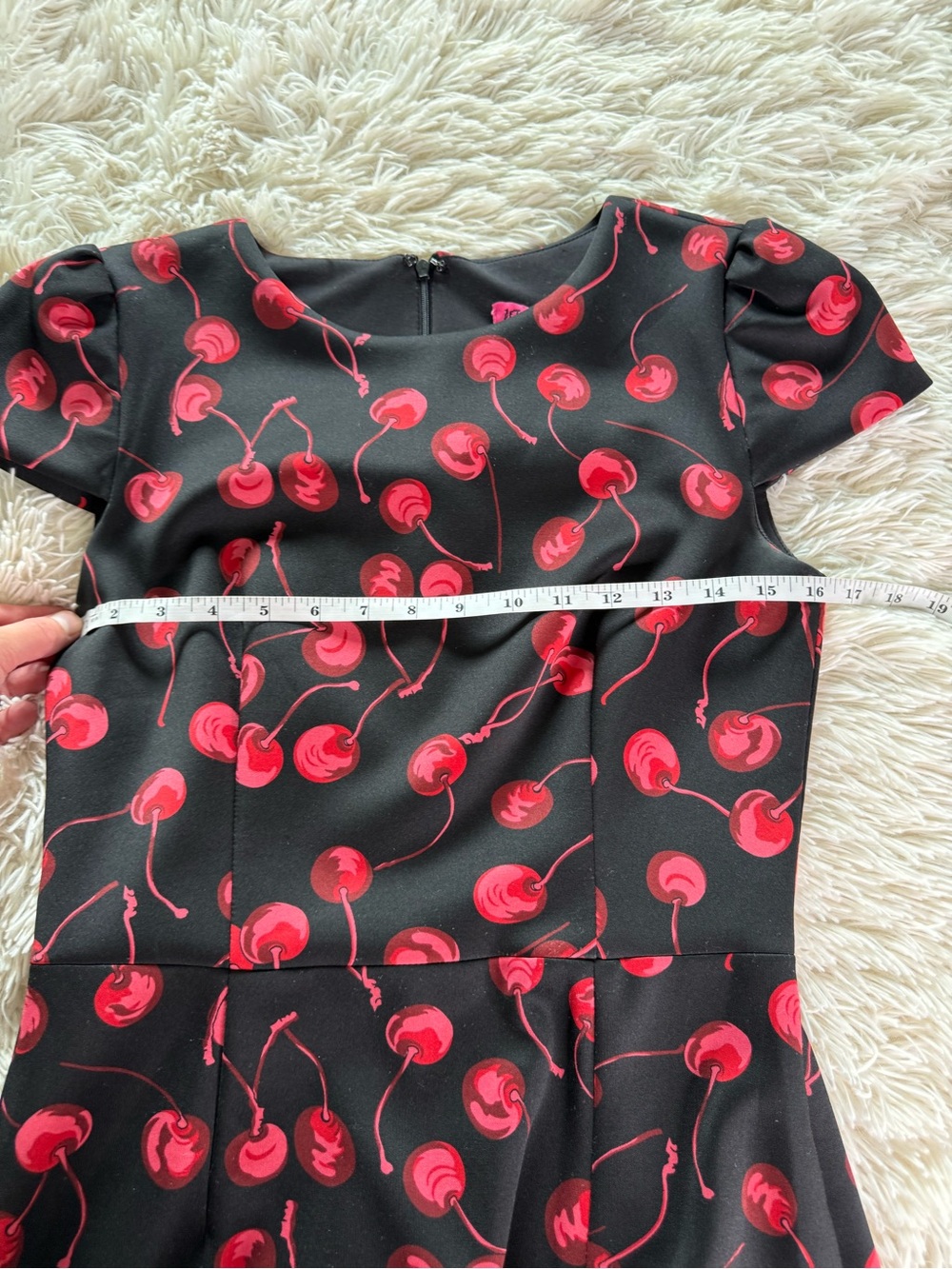 Betsey Johnson Cherry Print Sheath Dress Size 8 - Picture 7 of 13